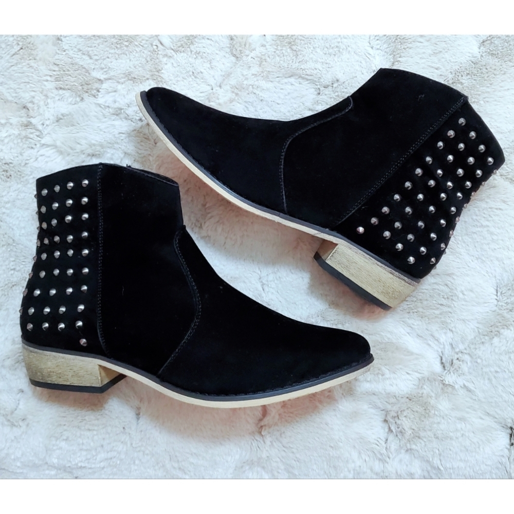 NEW: BUCCO CAPENSIS ANKLE BOOTIES